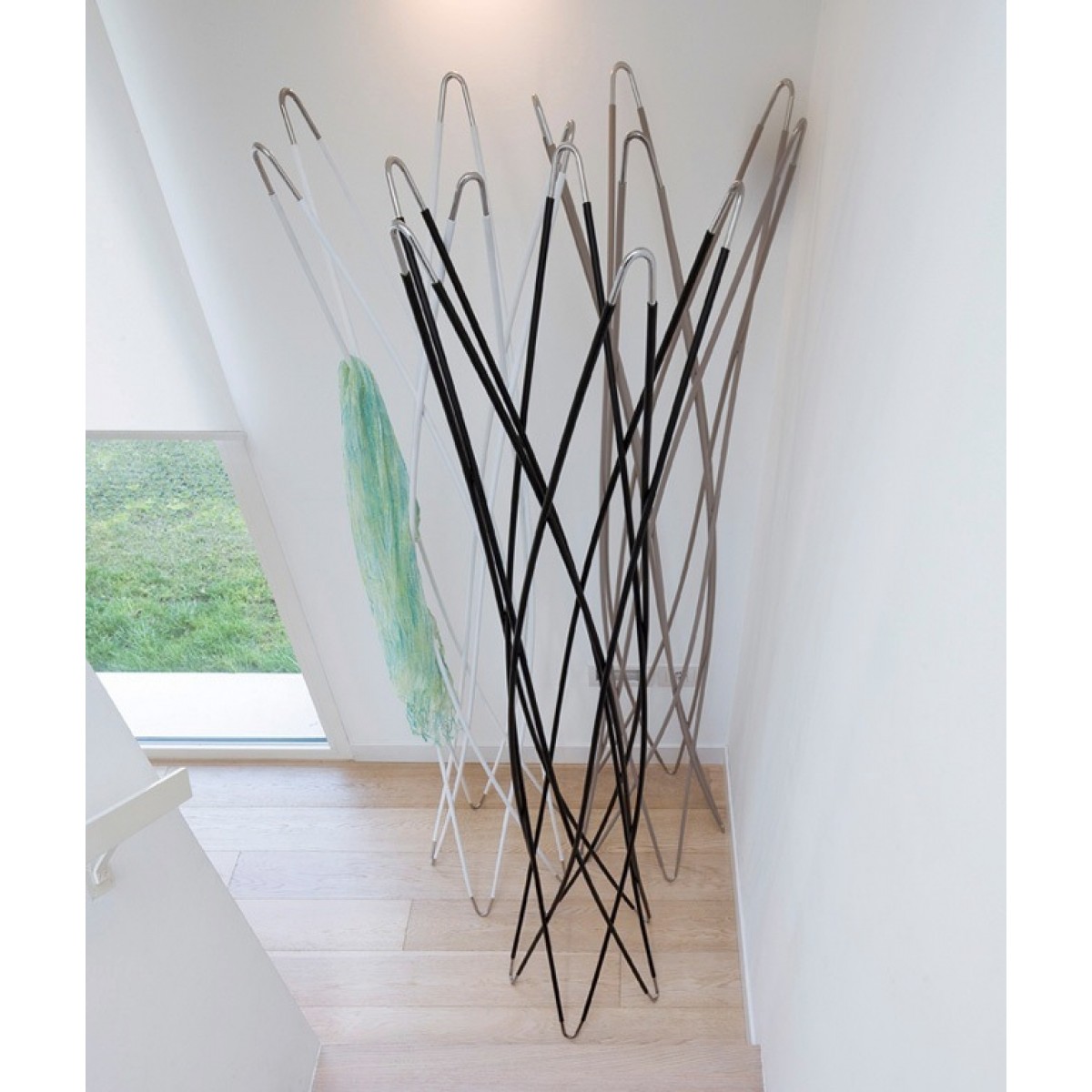 vulcano_coat_stand-1200x1200_1.jpg