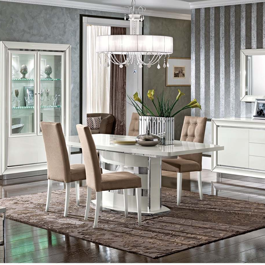 Dama Bianca Dining Table