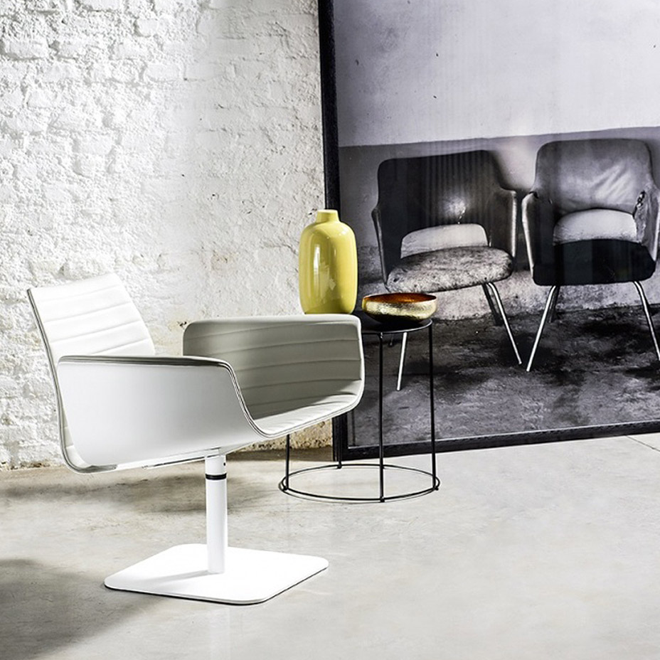 meeting-1637-poltroncine-1.jpg