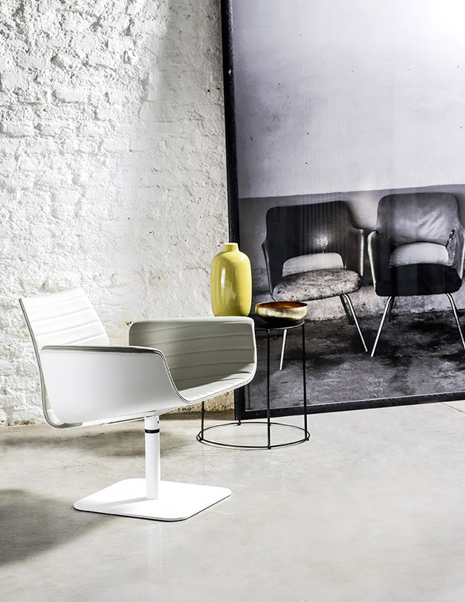 meeting-1637-poltroncine-1.jpg