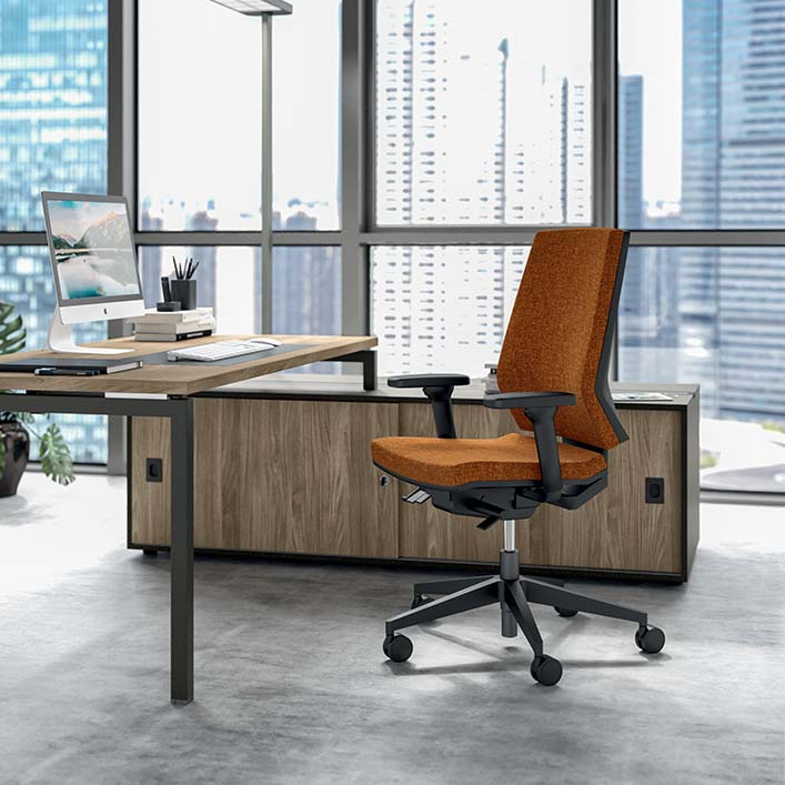 Omnia Office Chair