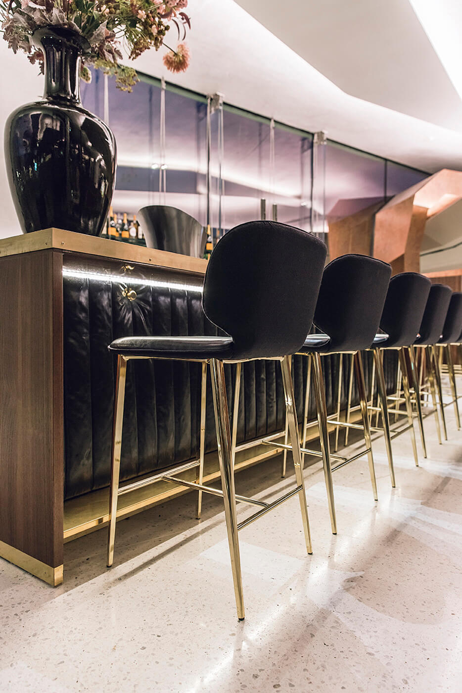 Wrap Bar Stool - Thumbnail 2