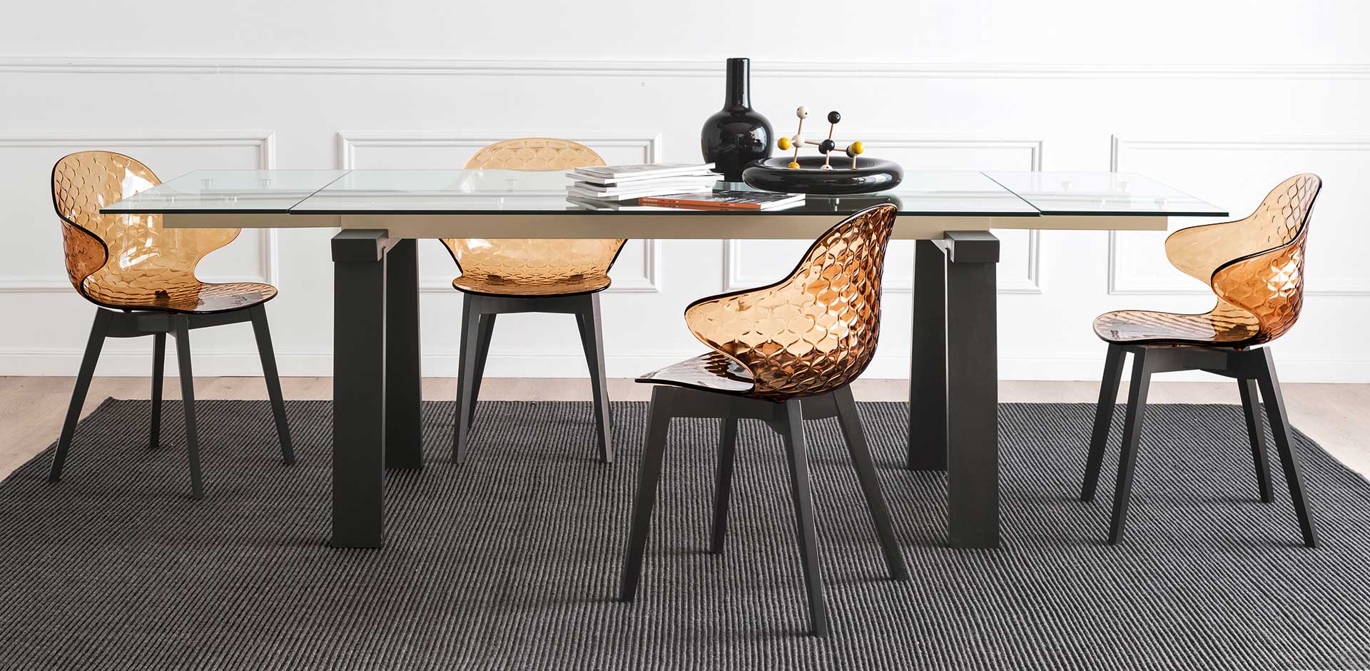 CS1855 Saint Tropez W Dining Chair by Calligaris
