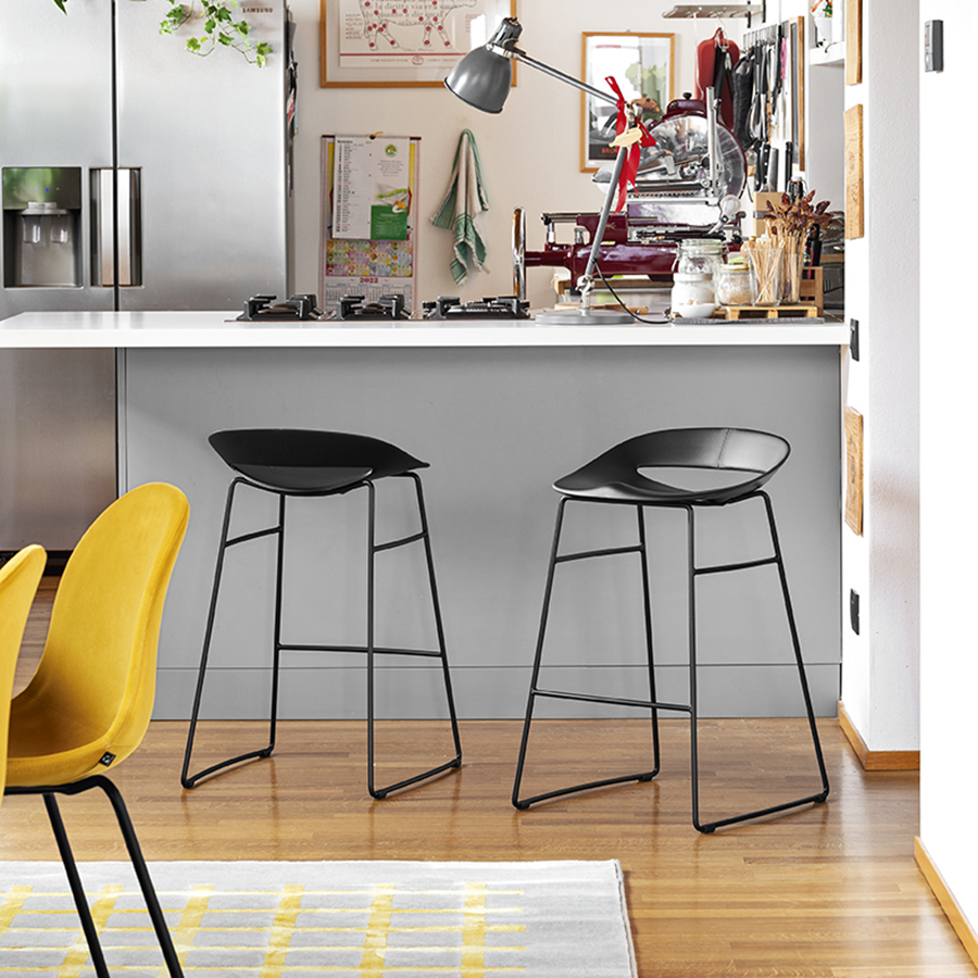 CB1941 Cosmopolitan Counter Stool