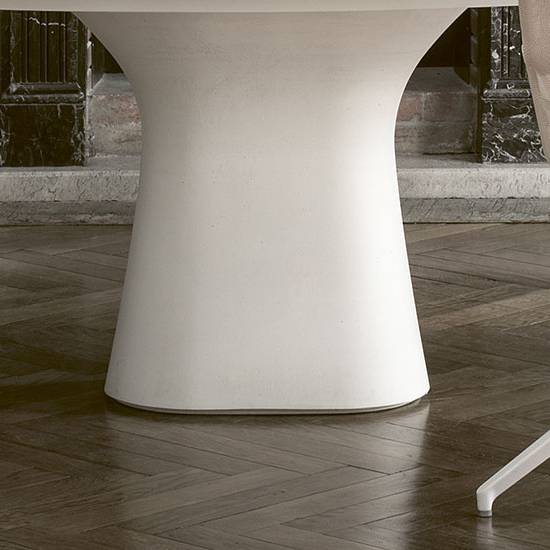 podium-dining-table-qs-02.jpg