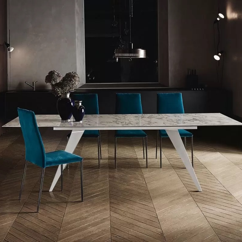 Ramos Dining Table