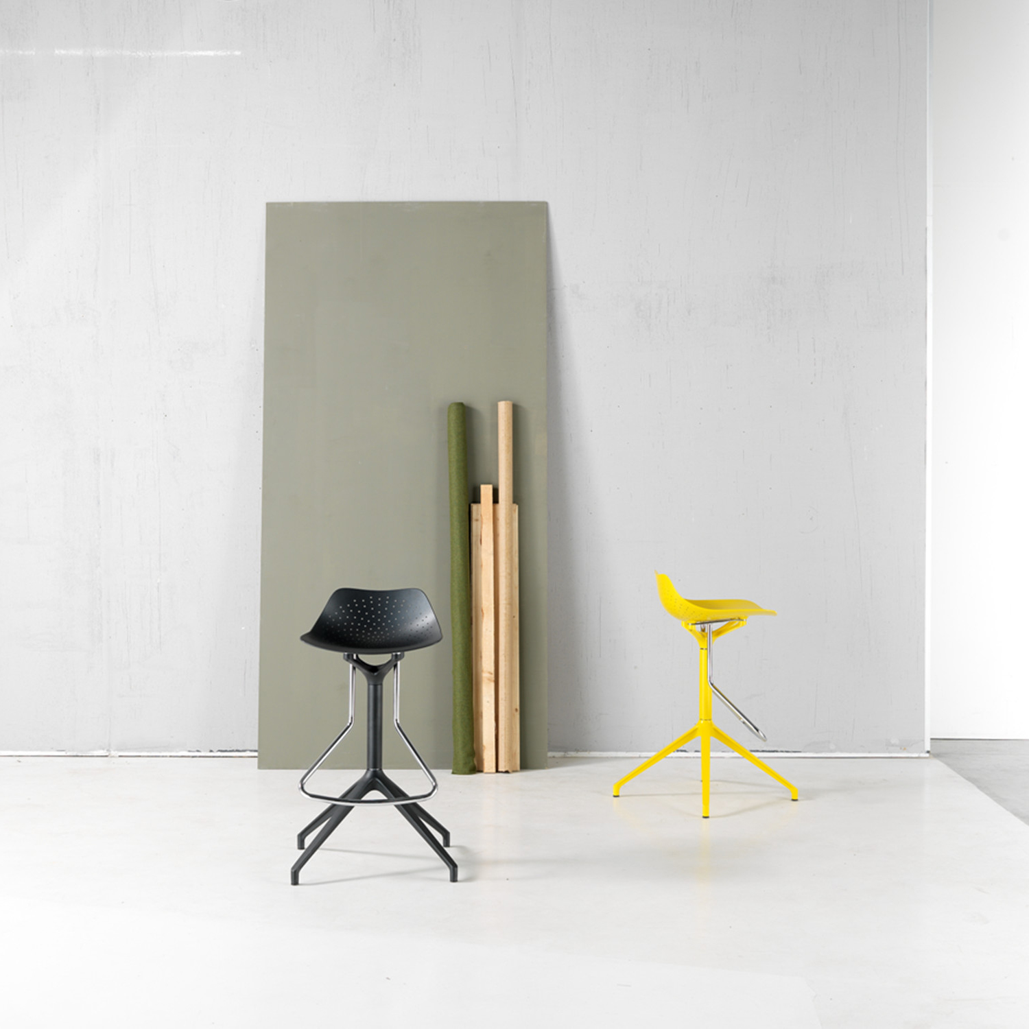 Klera Bar Stool
