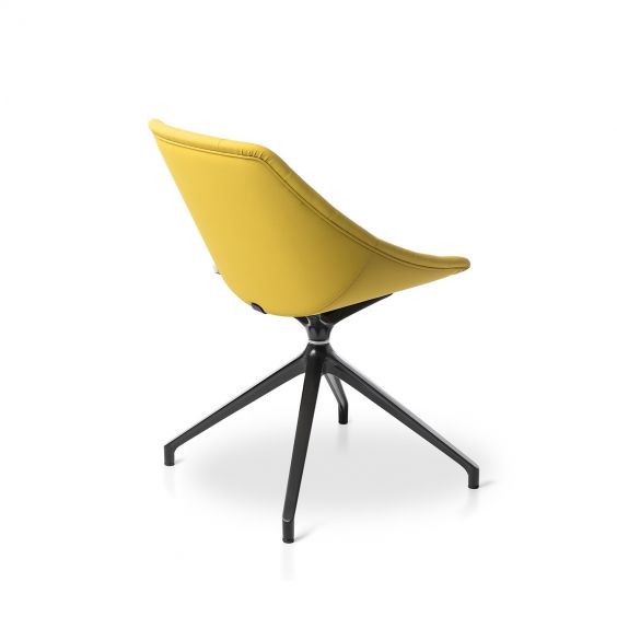 miss_lily_swivel_four.jpg