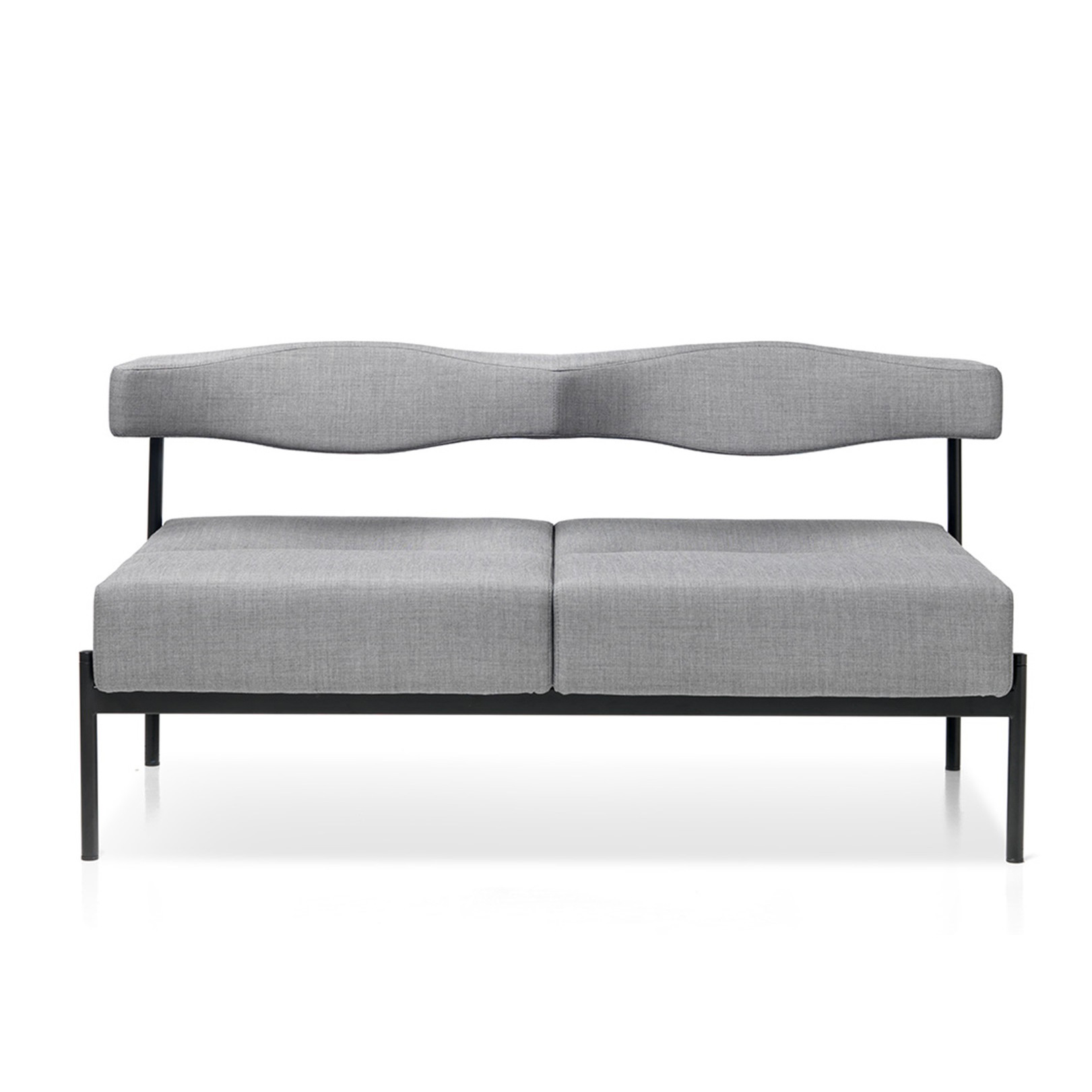 momo_sofa_3.jpg