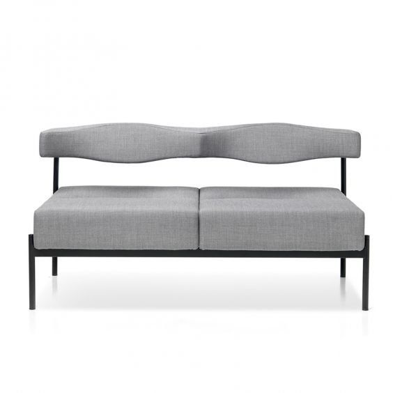 momo_sofa_3.jpg