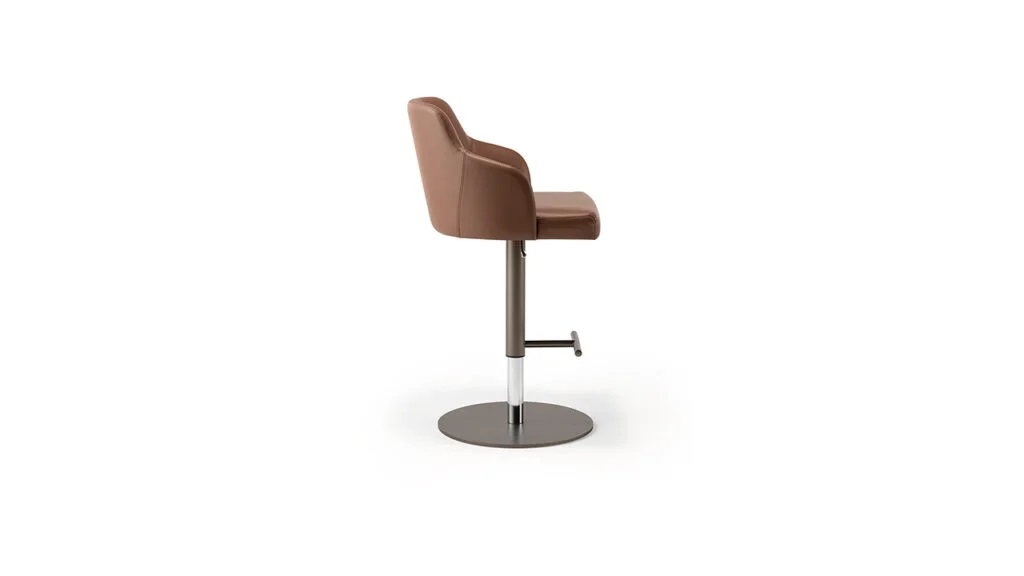 stool2.jpg