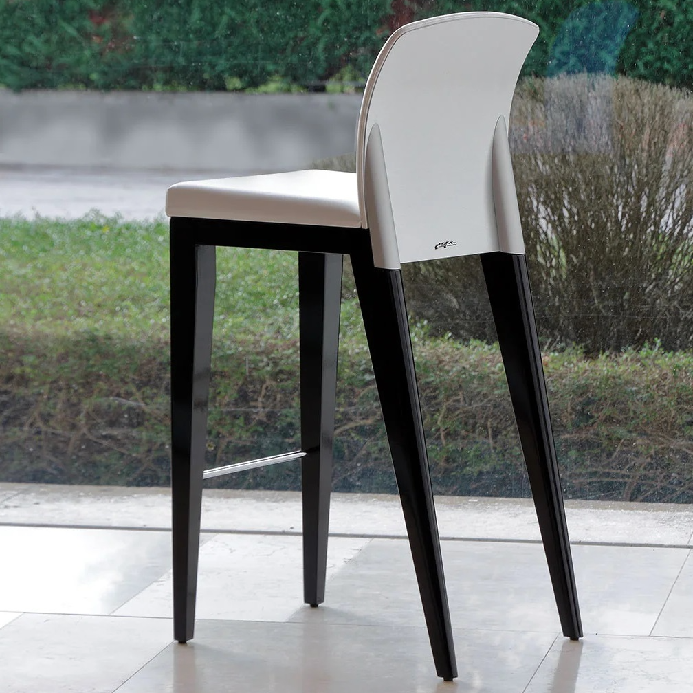 sit bar1.jpg