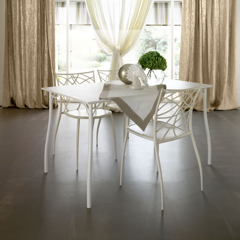 Jack Dining Table