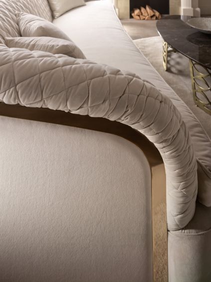 2303_portofino-sofa-detail.jpg