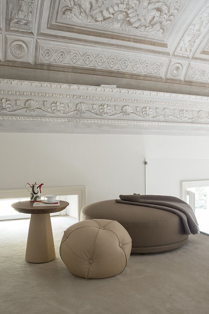 contoluce_sofia_pouf_gallery_2.jpg
