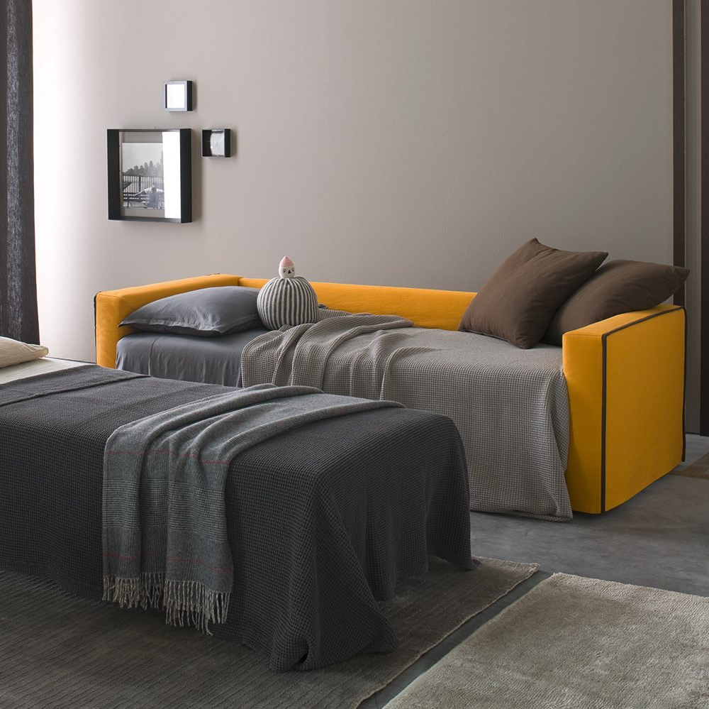 argo sofa2.jpg