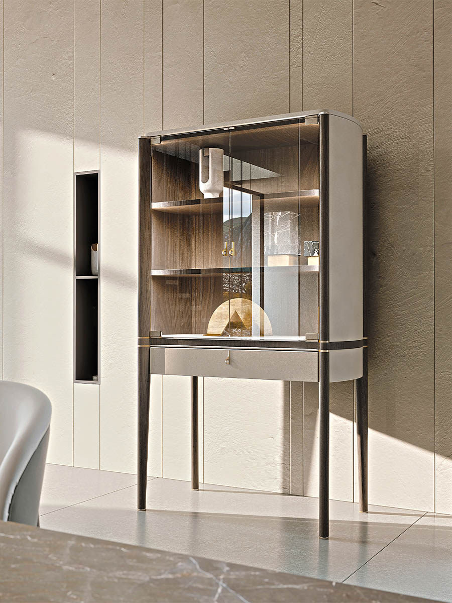 pinnacle-vitrine-2.jpg