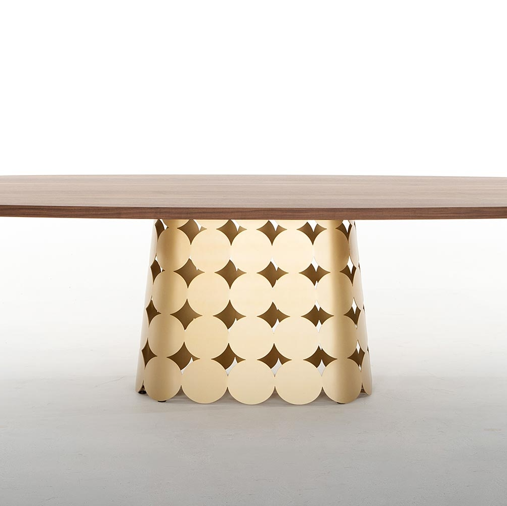pois-wood-dining-table-08-new.jpg