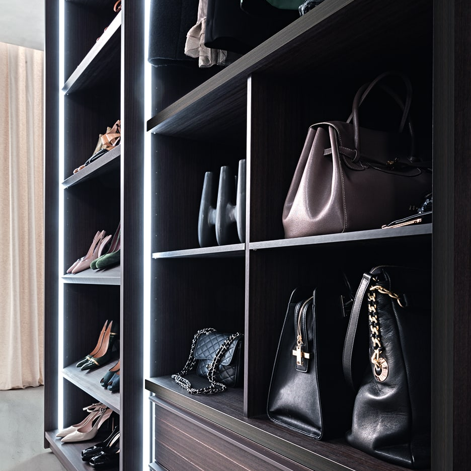 15050-Closet-tay-var-2-1.jpg