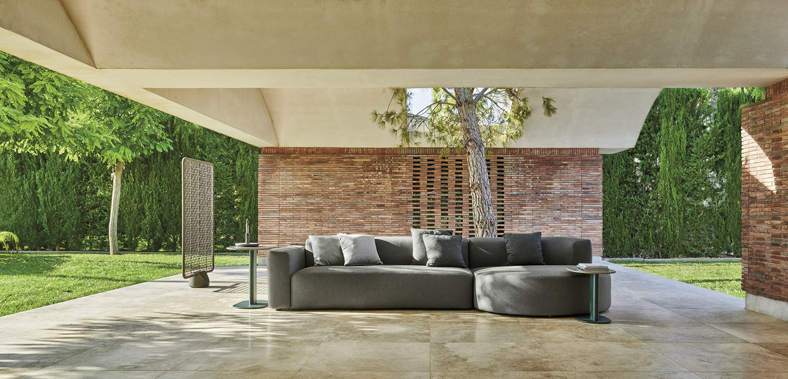 Belt Modular Sofa by Varaschin