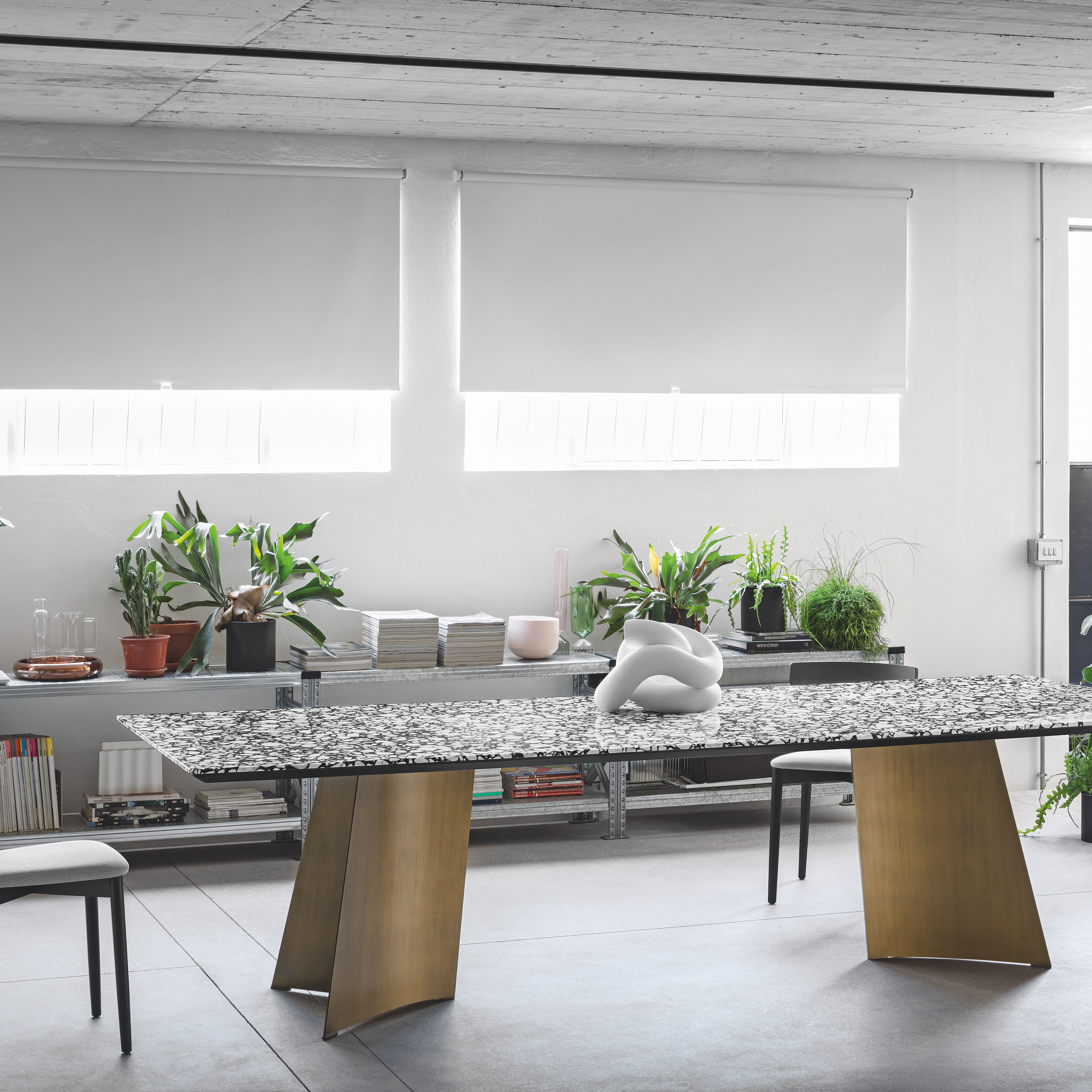 Maggese Dining Table