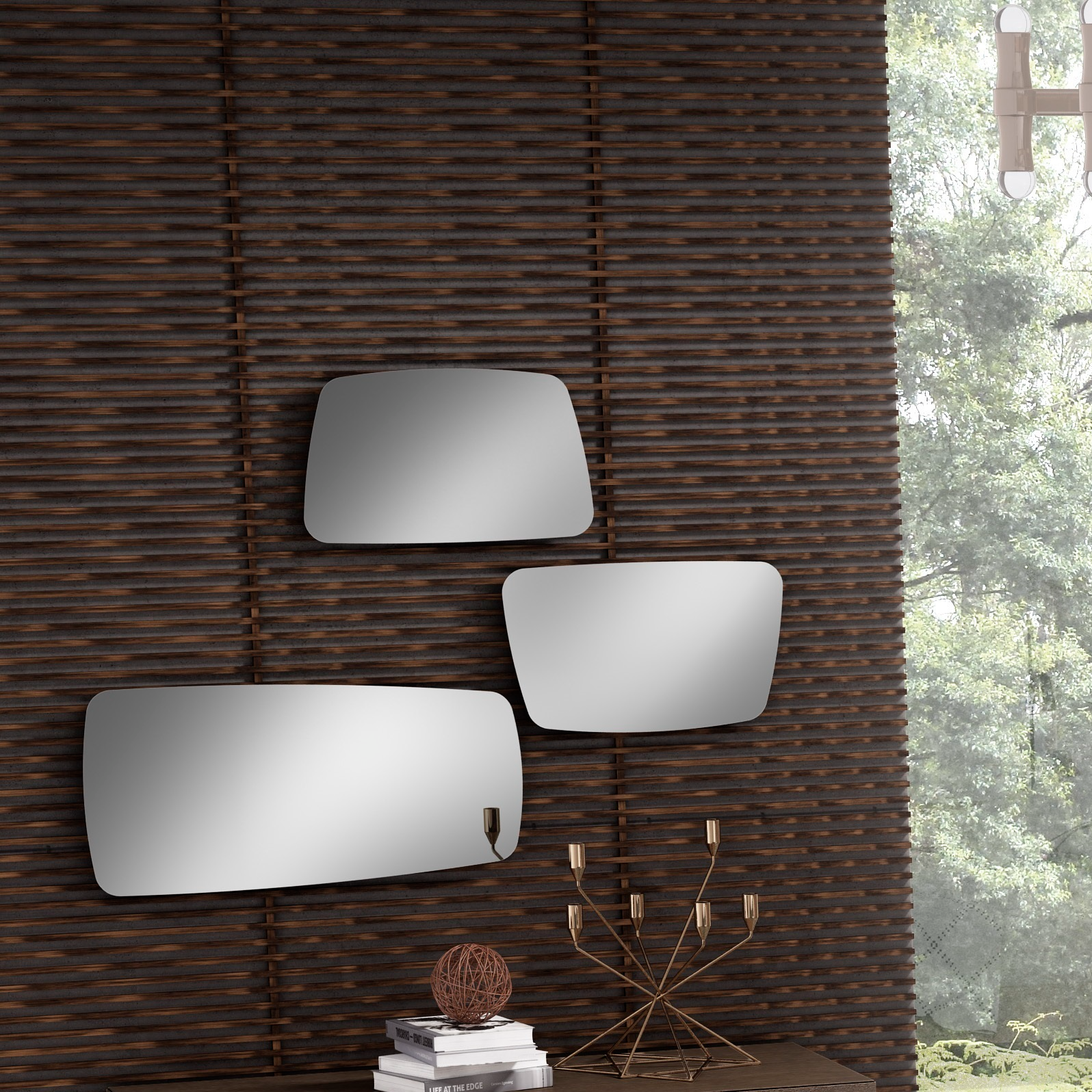 Almada Mirror 