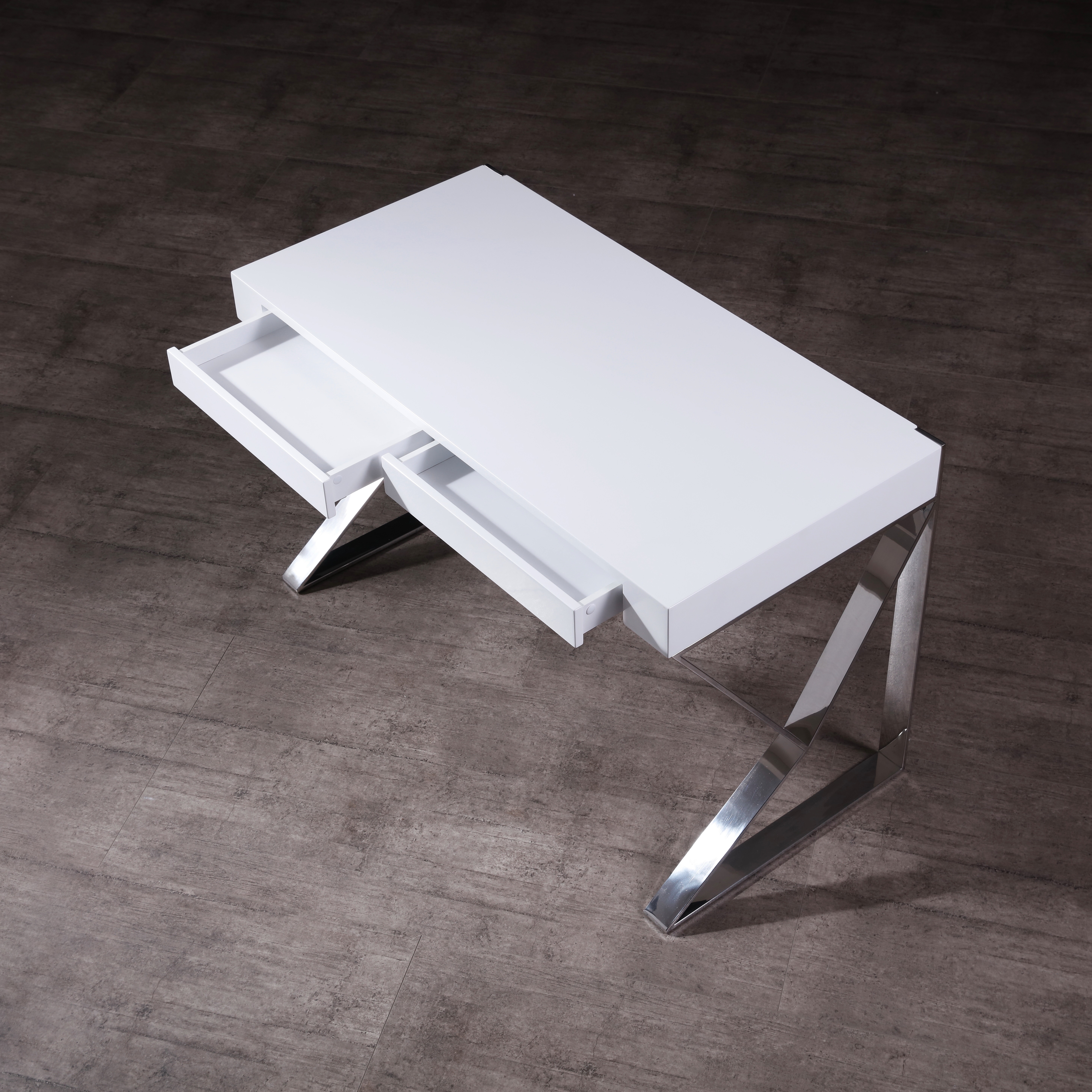 Noho White Desk_5 HQ.jpg