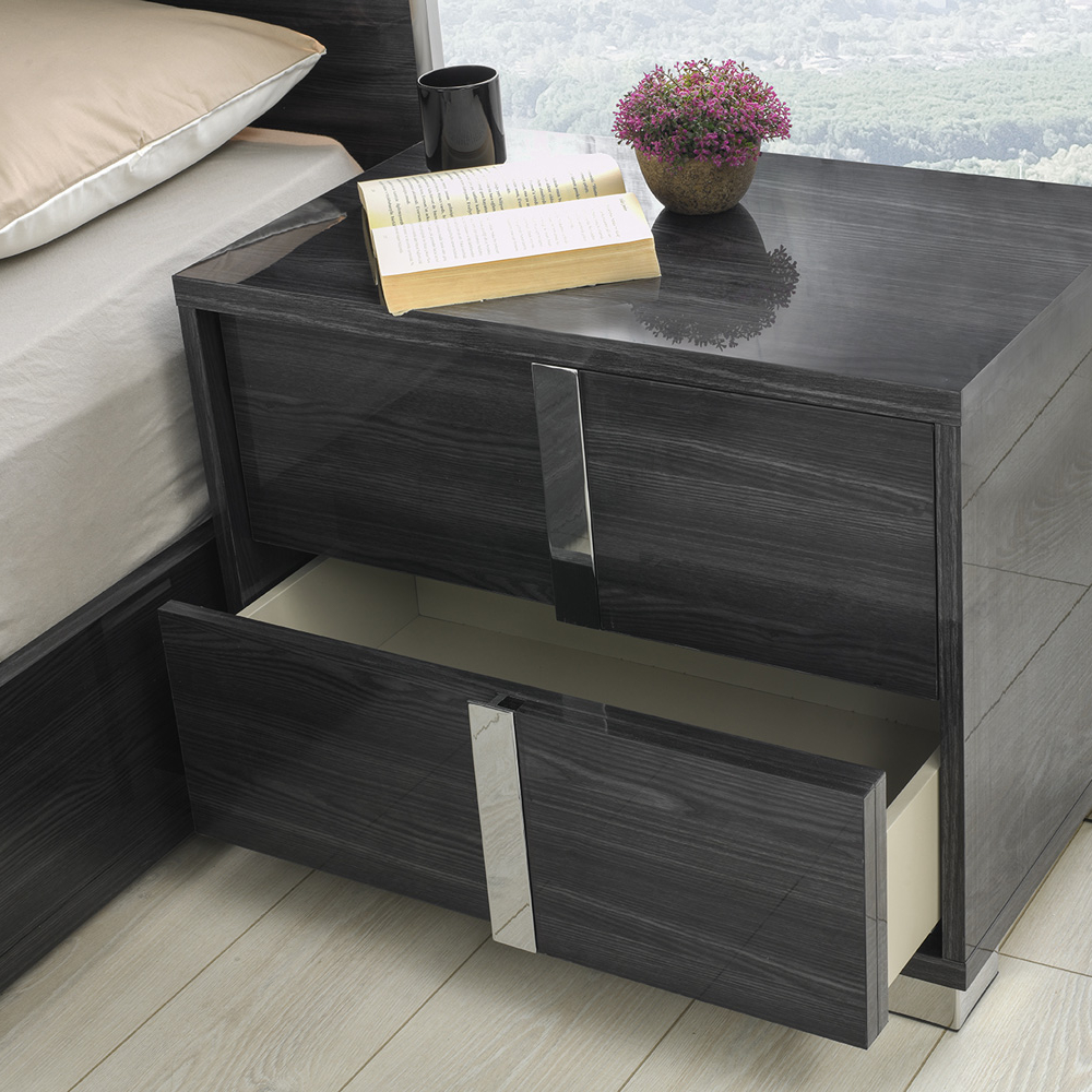 Giulia-Glossy-Gray-Night-Stand-Detail.jpg