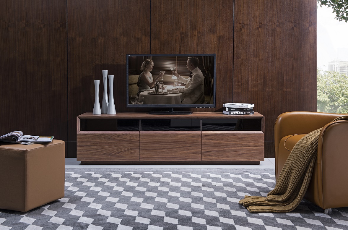 Lisa Tv Room Setting 4.jpg