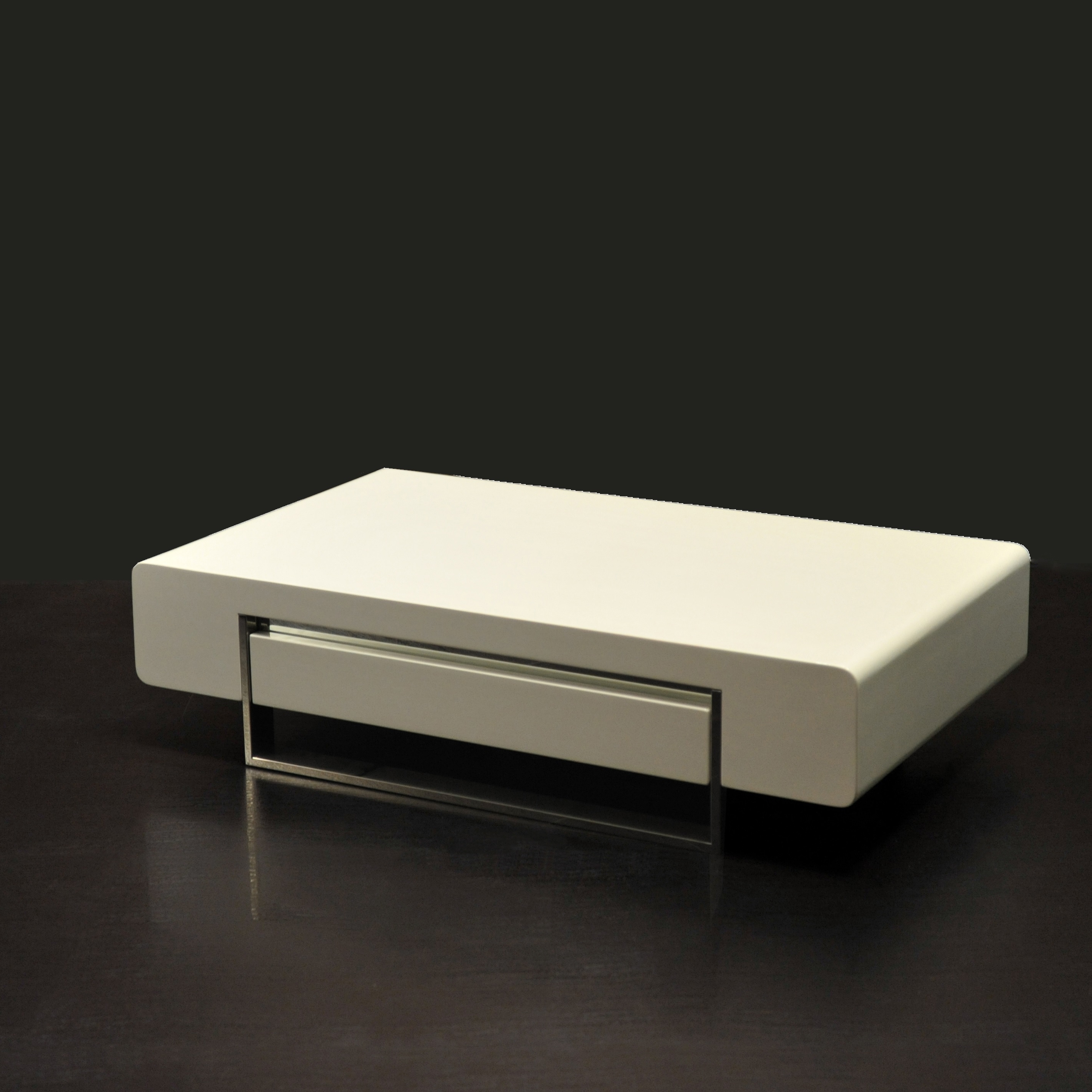 902A in White.jpg
