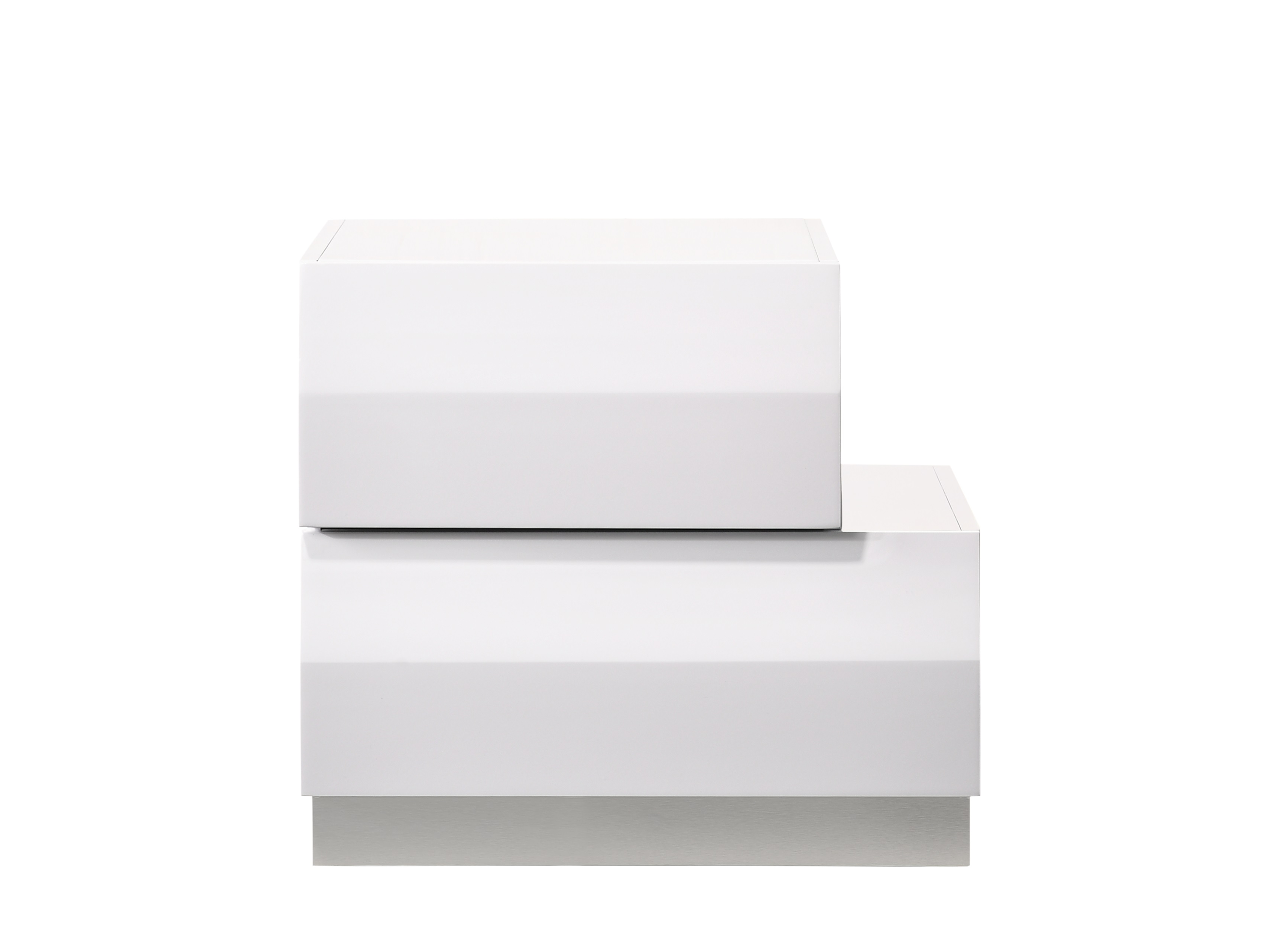 Milan White NS Right Front HQ.jpg