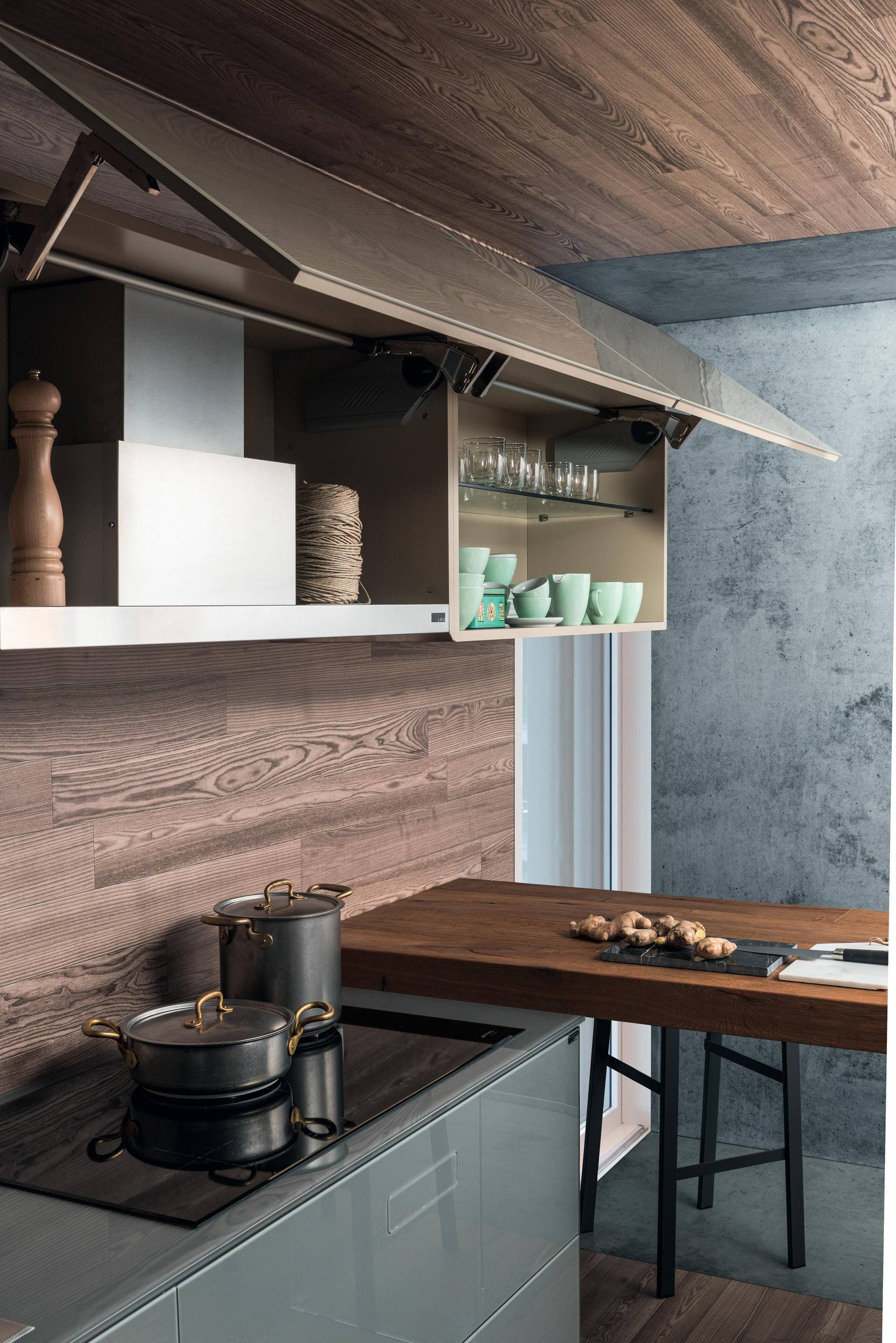 kitchen-with-wooden-peninsula-or-kitchen-36e8-glass-or-lago.jpg