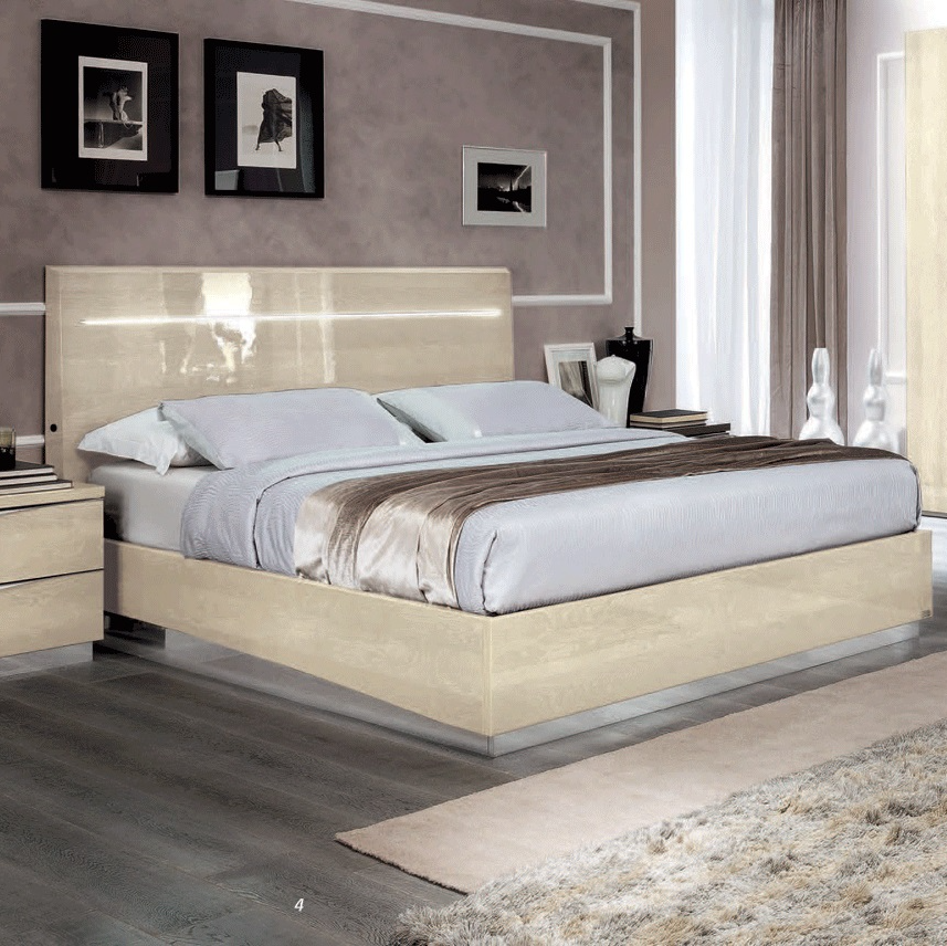Bedroom-Furniture_Modern-Bedrooms-QS-and-KS_Platinum-Bedroom-BETULLIA-SABBIA-by-Camelgroup-Italy_1687891676_side_1 (1).jpg
