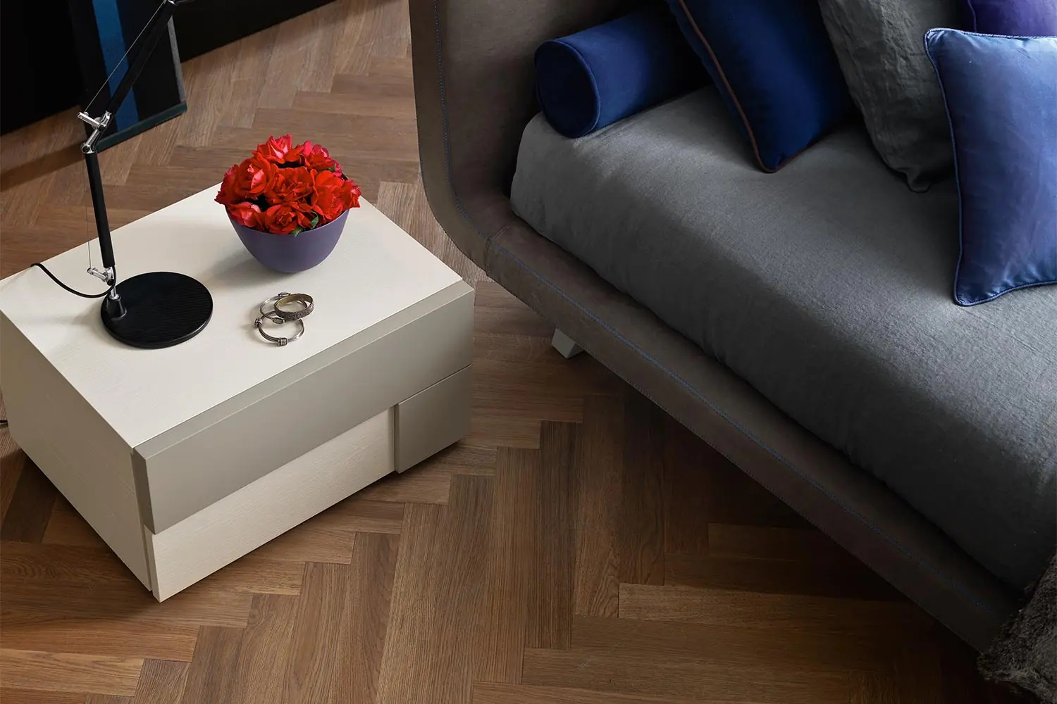 insieme-nightstand-02.jpg
