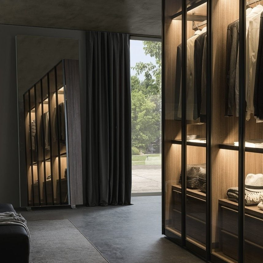 presotto-armadio-tecnopolis-anta-telaio-vetro-3-e1544003954439-1.jpg