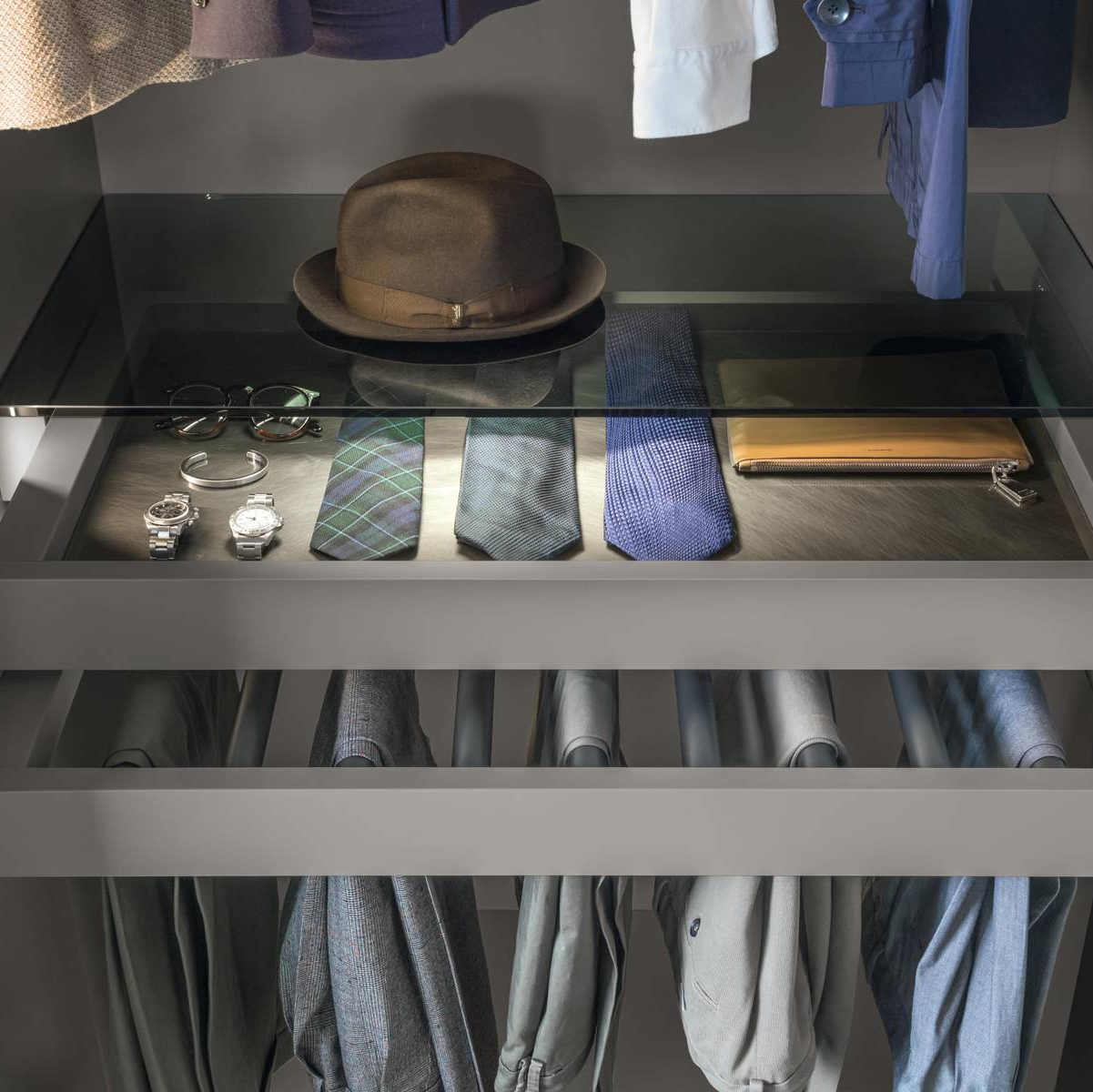 hinged-door-wardrobe-drawers-or-n.o.w.-wardrobe-or-lago.jpg