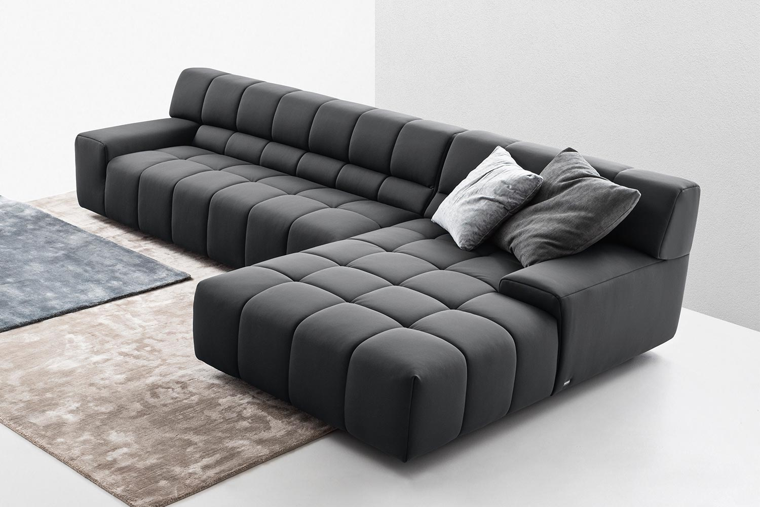 bric-sectional-with-chaise-08-new.jpg