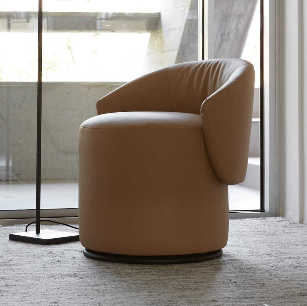 madeleine-armchair-04.jpg