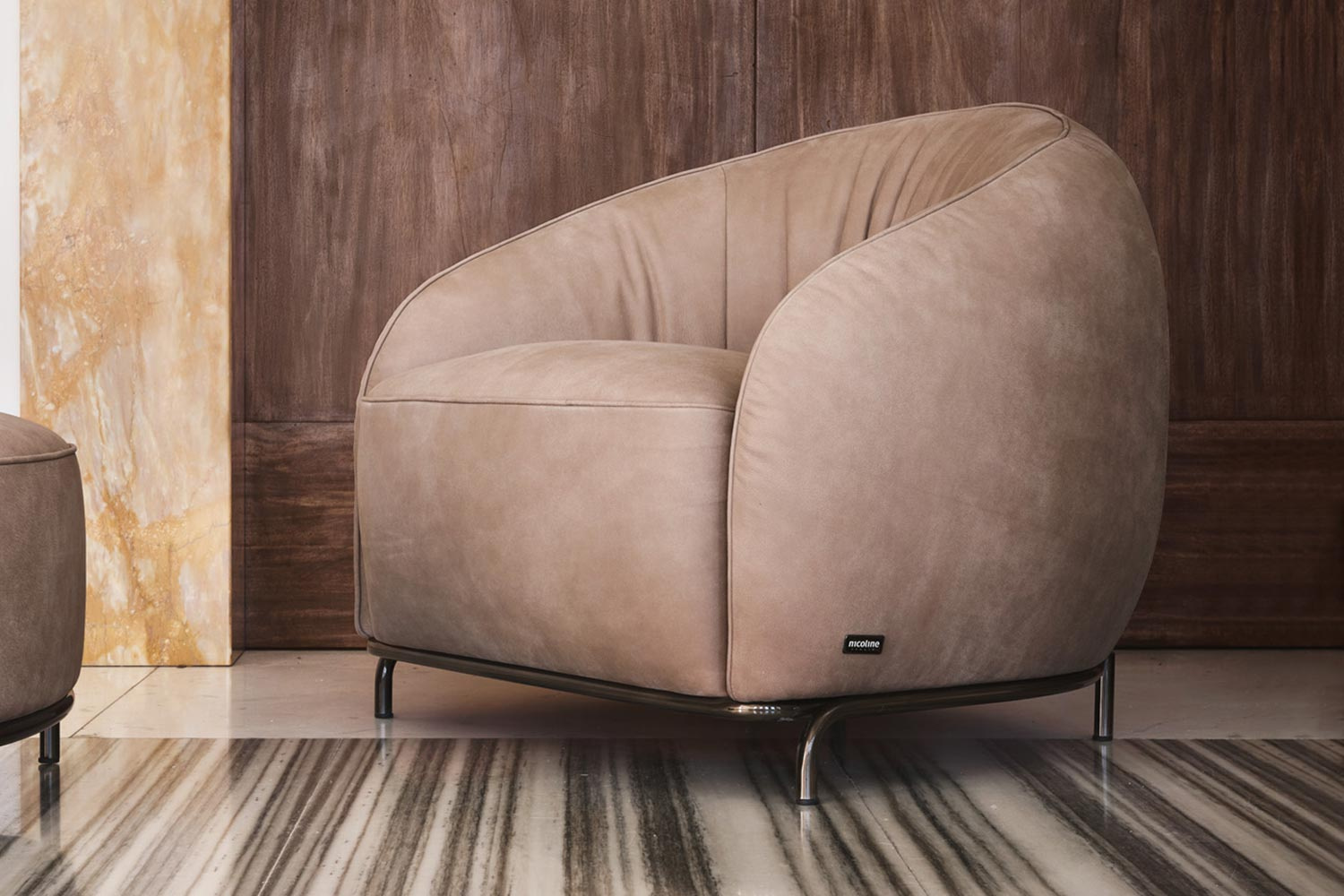 nest-armchair-01.jpg
