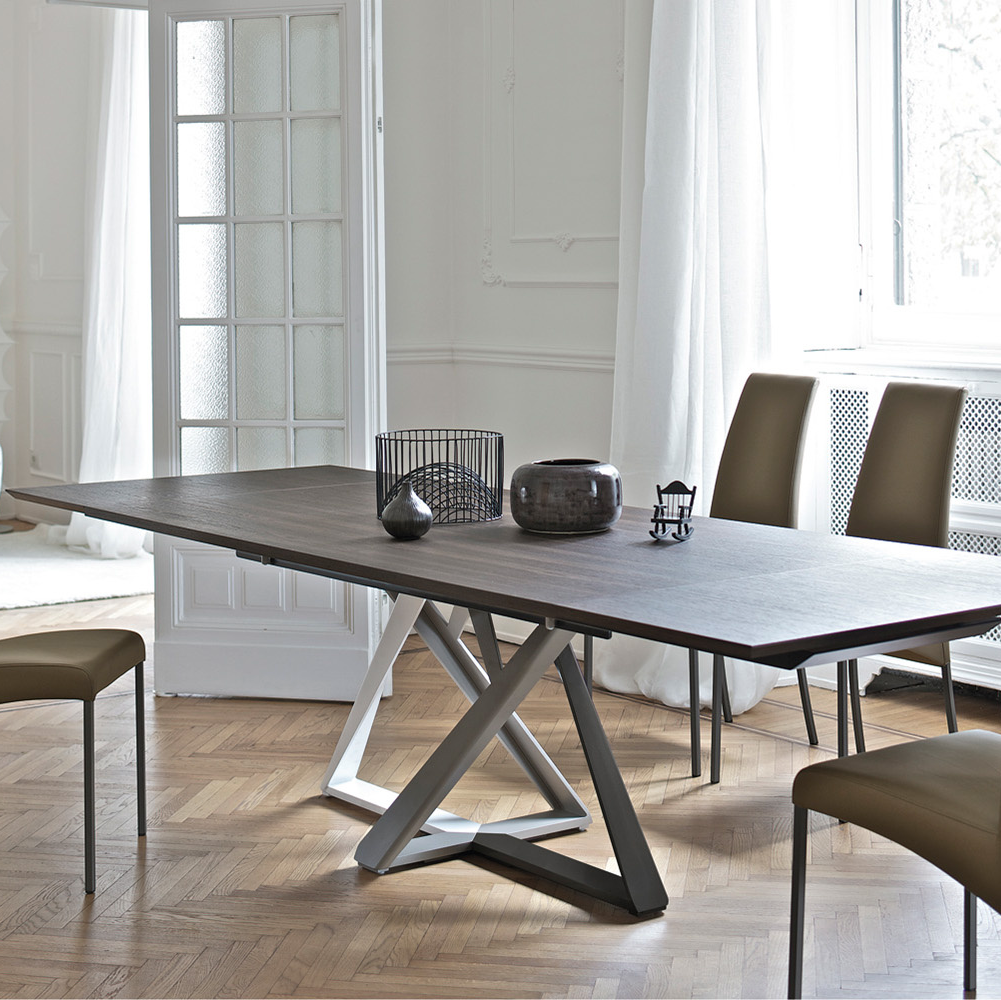millennium-extension-dining-table-01_1.jpg