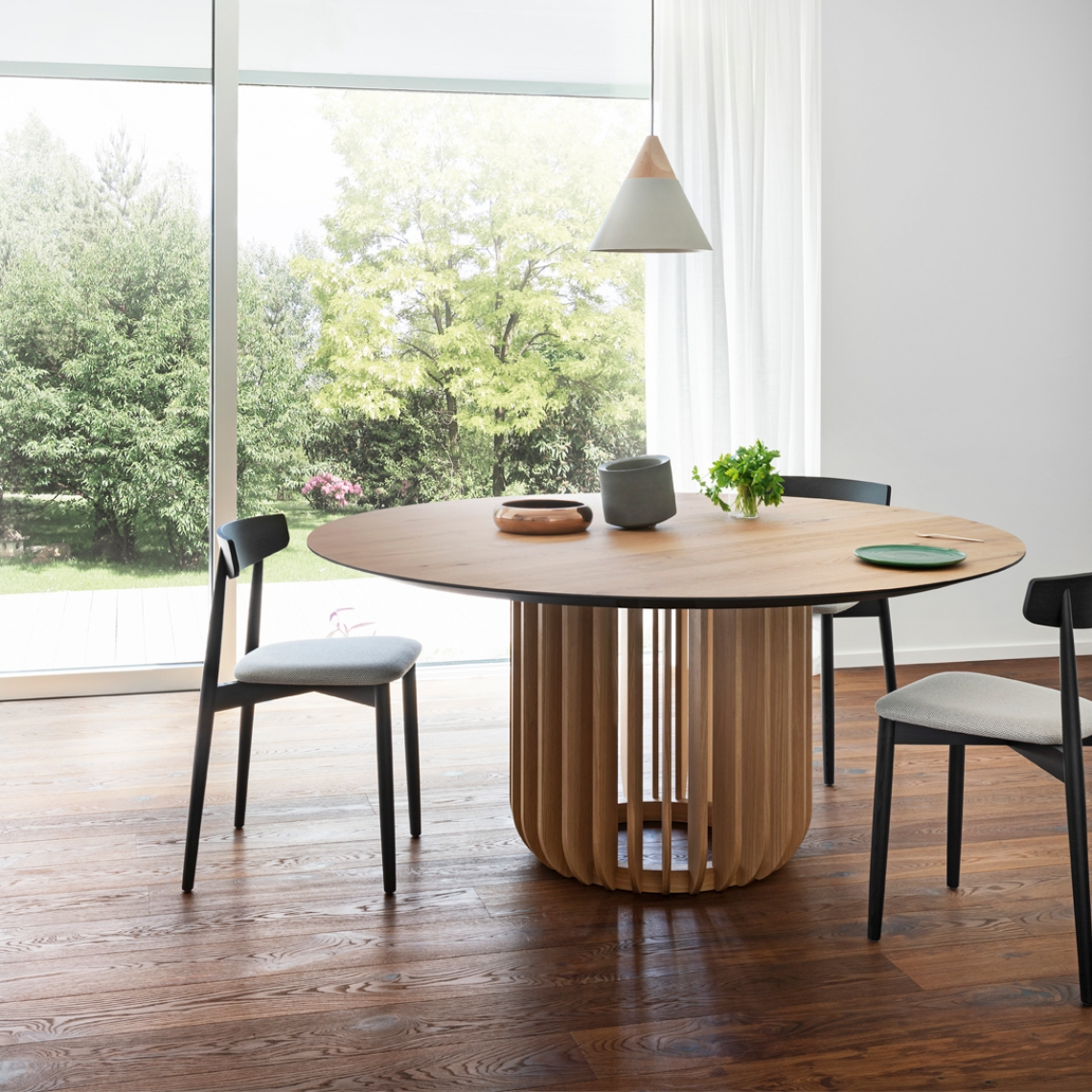 Juice Dining Table