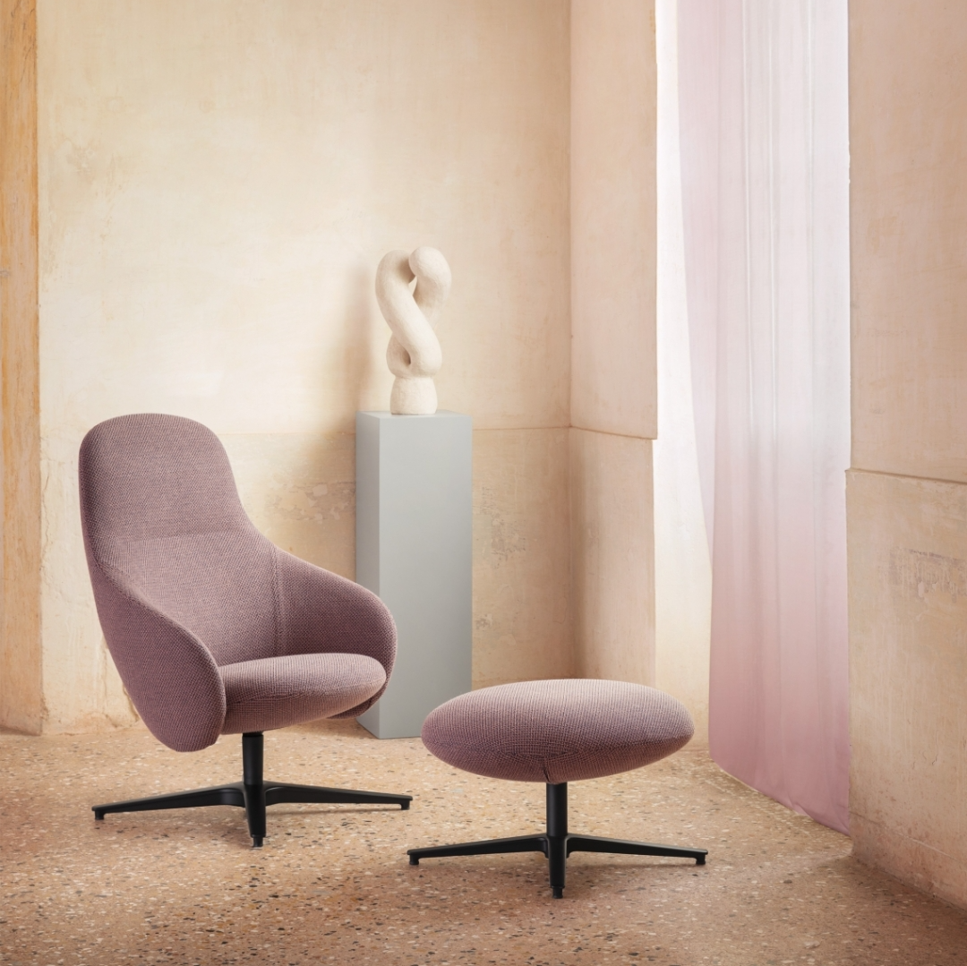 Nebula Lounge Chair with Aluminium Legs