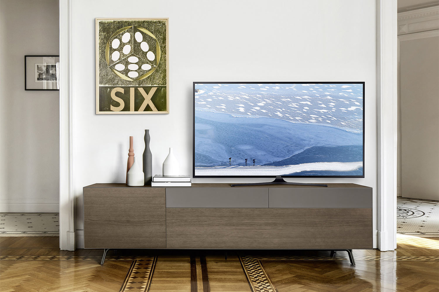 domino-mono-tv-stand-comp-8m-22m-01.jpg