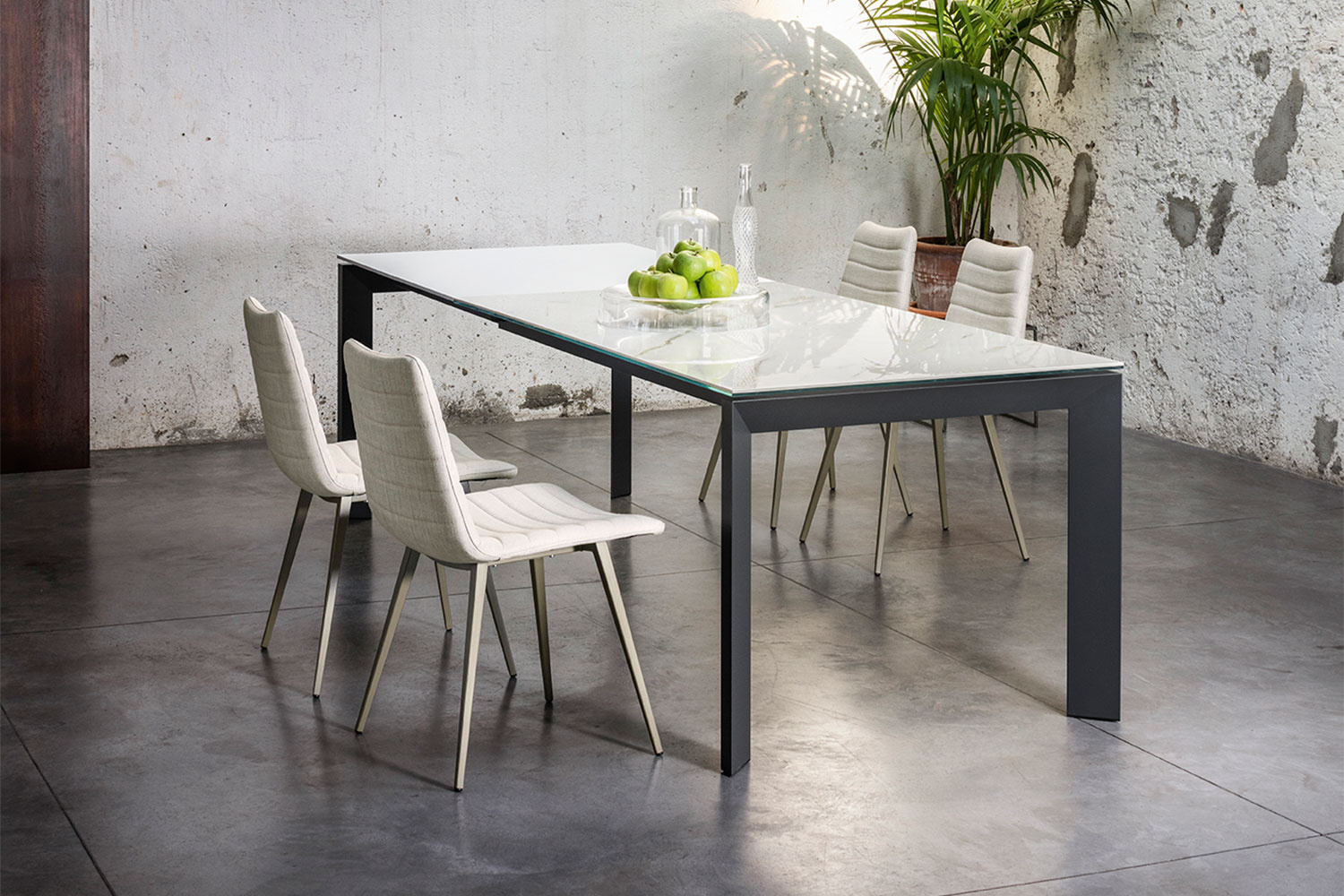 apollo-dining-table-02.jpg