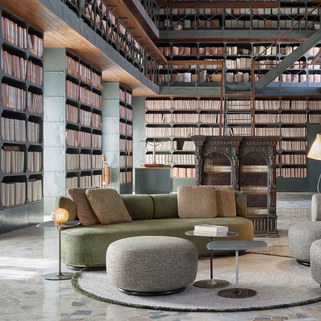Kartell-Napoli-Libreria_MB-1.jpg