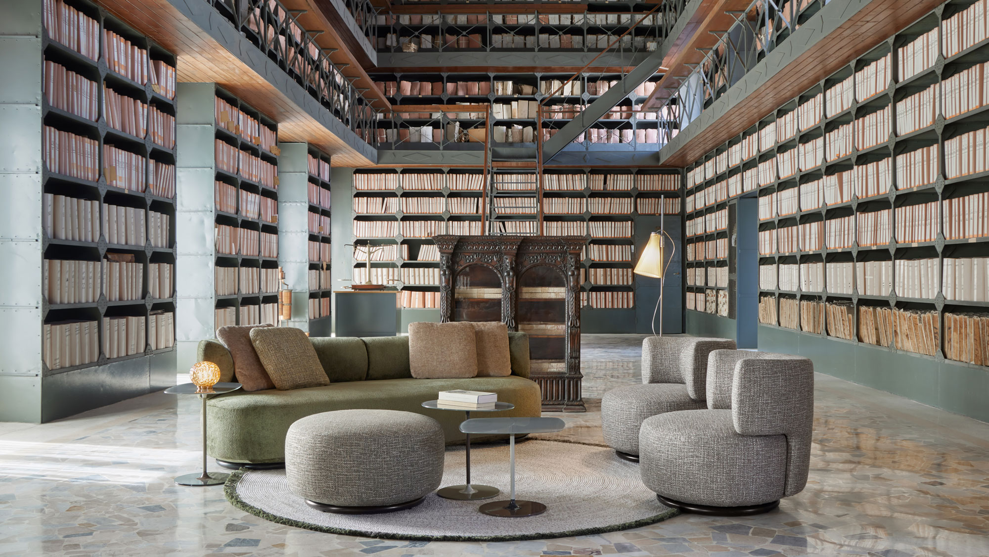 Kartell-Napoli-Libreria_MB-1.jpg