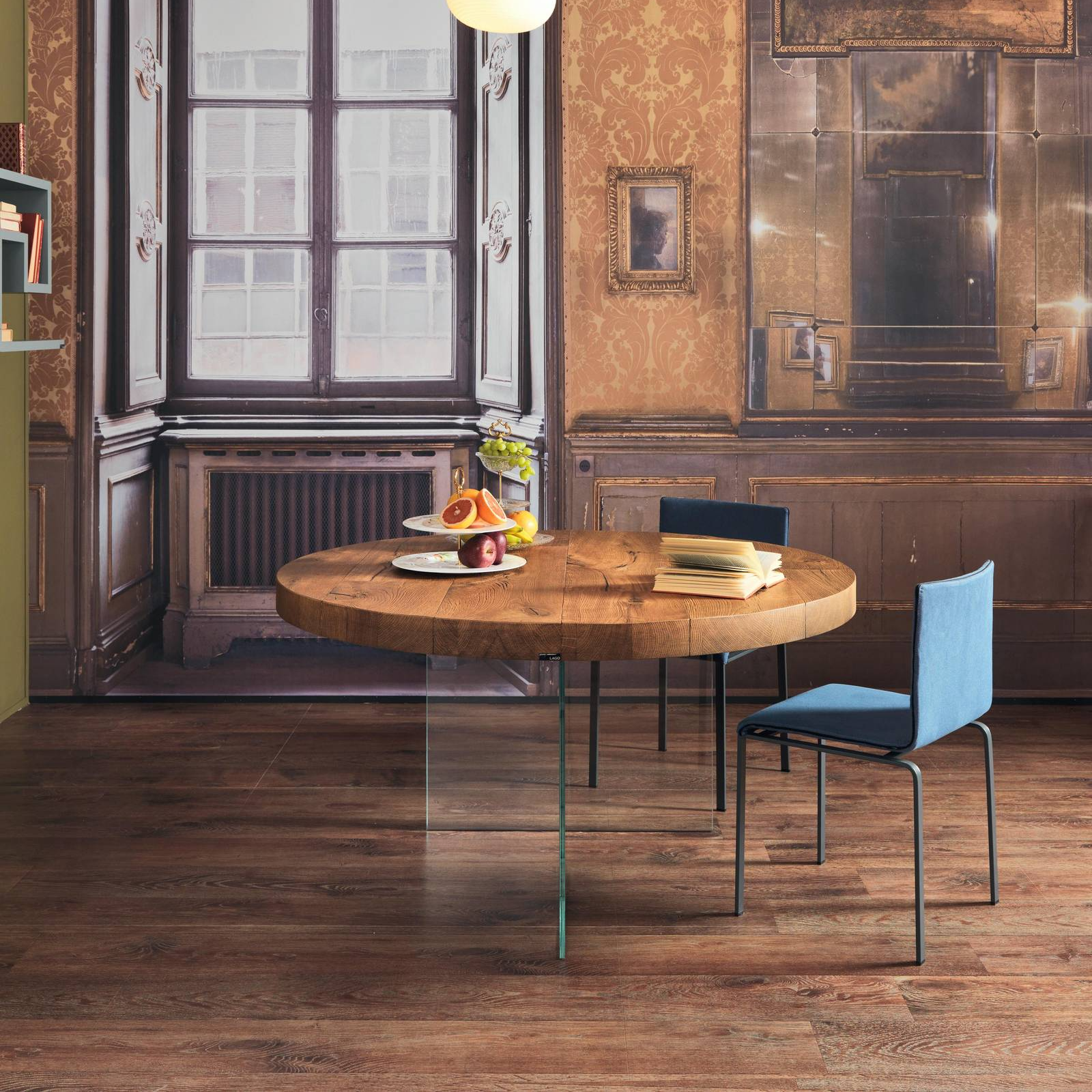Air 2250 Wood Round Dining Table