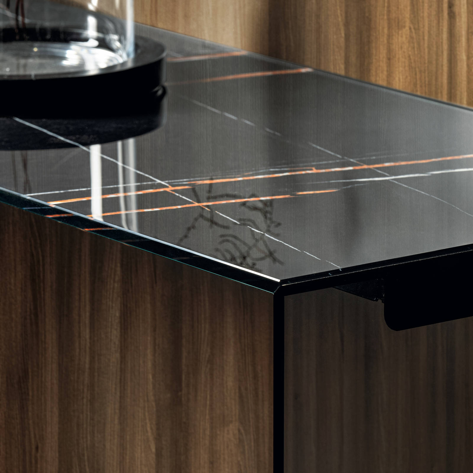 modern-glass-console-table-detail-or-fine-console-or-lago.jpeg