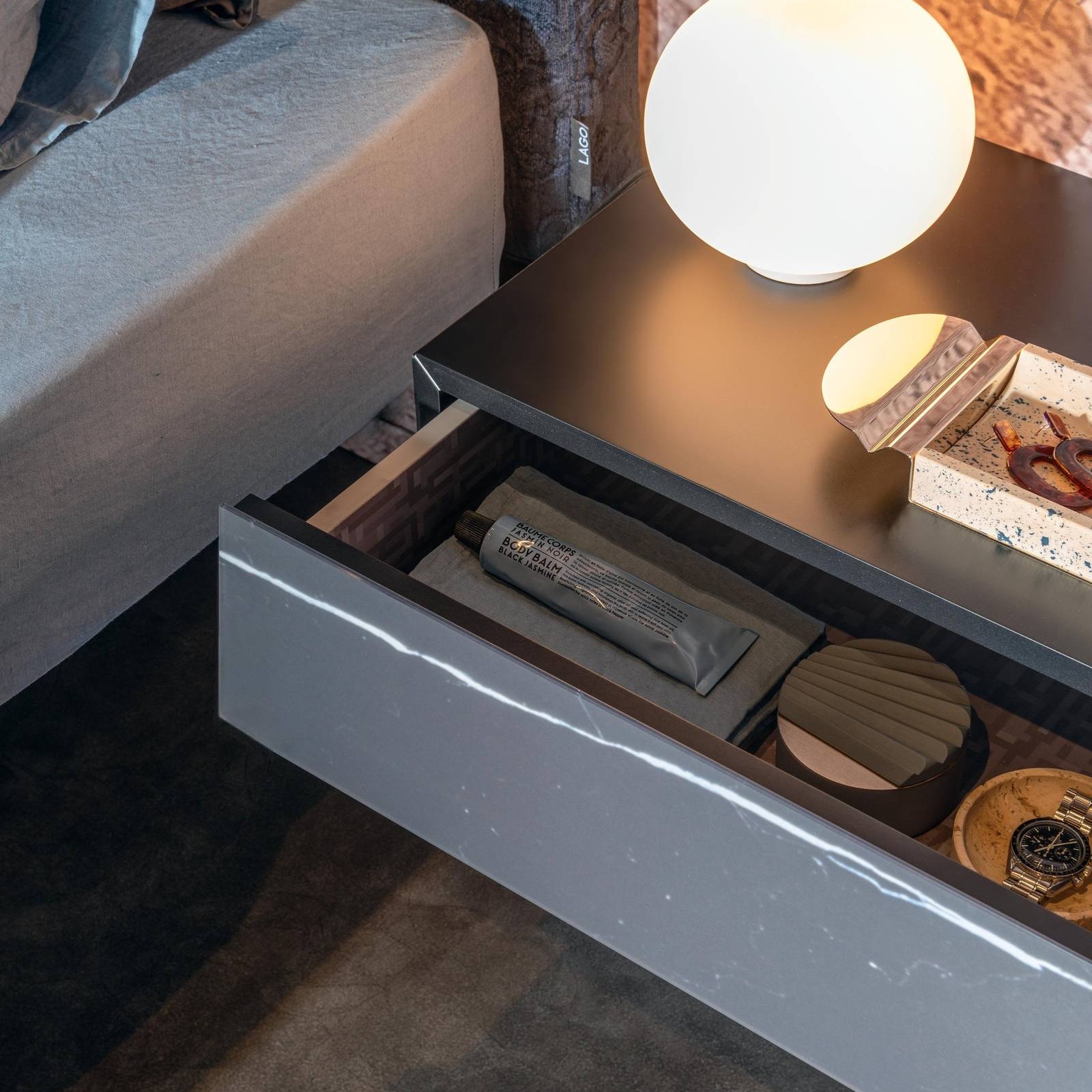 elegant-nero-bedside-table-drawer-or-36e8-bedside-table-or-lago.jpeg