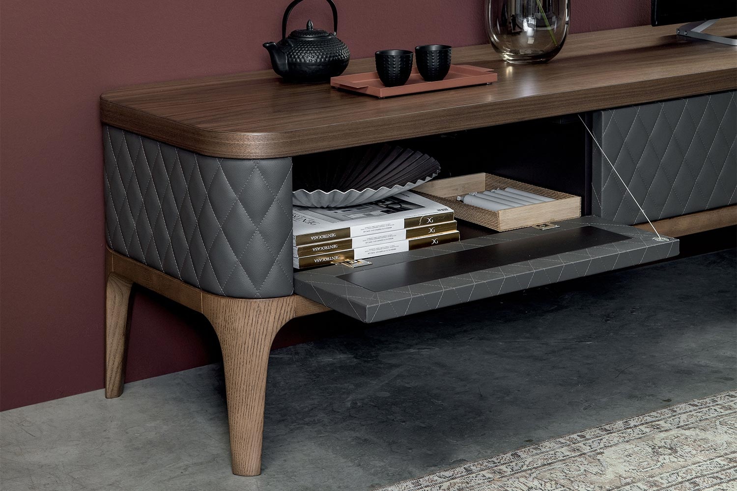tiffany-tv-stand-02.jpg